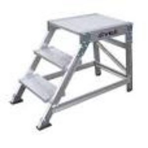 Taburete en aluminio